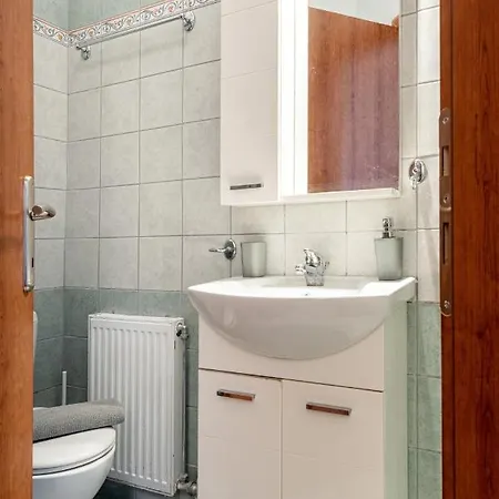 Quiet Sea View 1bd Apartment, Corfu Town *