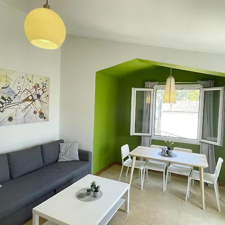 Quiet Sea View 1bd Apartment, Corfu Town * Anemomylos
